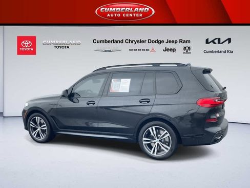 Used 2022 BMW X7 M50i image 6