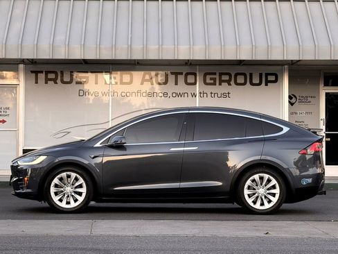 Used 2017 Tesla Model X 100D AWD/4WD image 6