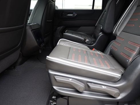 New 2026 GMC Yukon XL AT4 Ultimate AWD/4WD image 19