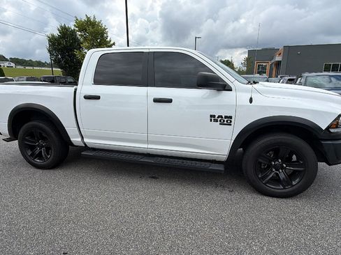 Used 2024 RAM 1500 Warlock AWD/4WD image 7