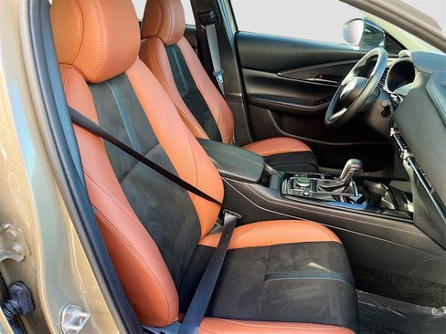 Used 2024 MAZDA CX-30 Carbon image 28