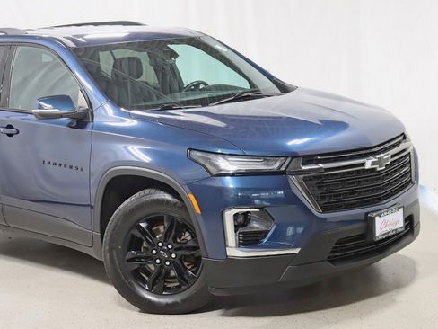 Used 2023 Chevrolet Traverse LT w/ Midnight/Sport Edition AWD/4WD image 2