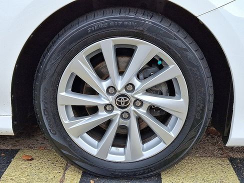 Certified 2023 Toyota Camry LE image 8