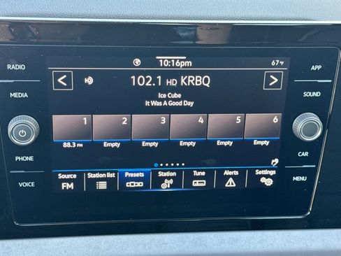 New 2025 Volkswagen Jetta SE image 15