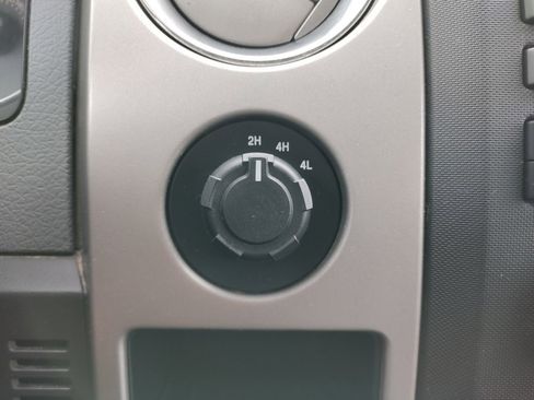 Used 2012 Ford F150 XLT w/ XTR Pkg image 4