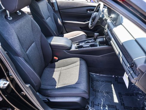 Certified 2024 Honda Accord EX image 8