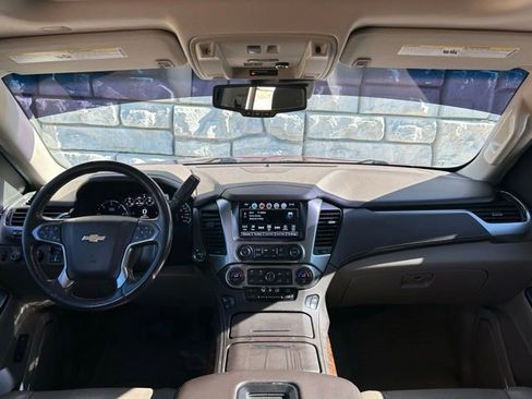 Used 2018 Chevrolet Tahoe Premier AWD/4WD image 10
