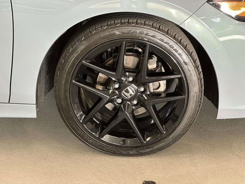 Used 2023 Honda Civic Sport image 8