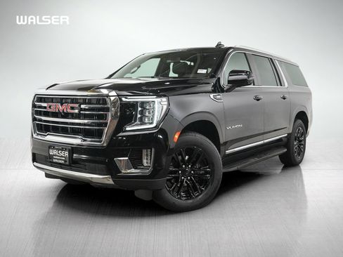 Used 2021 GMC Yukon XL SLT w/ Rear Media and Nav Package AWD/4WD image 1
