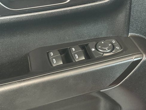 Used 2021 Chevrolet Silverado 1500 Custom Trail Boss AWD/4WD image 12