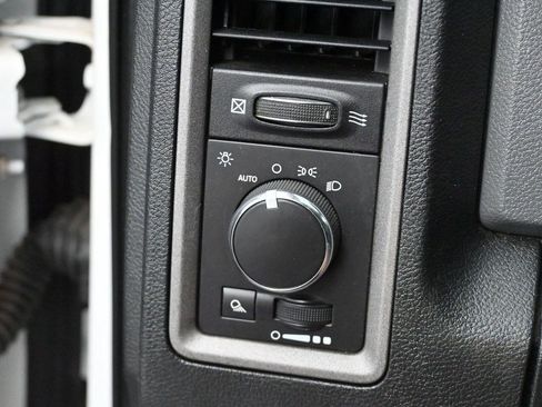 Used 2015 RAM 1500 Tradesman w/ Popular Equipment Group AWD/4WD image 23