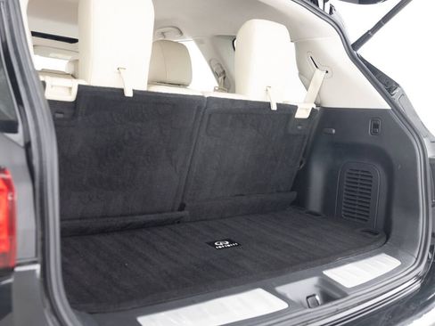 Used 2019 INFINITI QX60 Luxe w/ Essential Package image 42