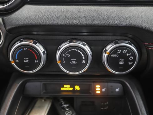 Used 2018 MAZDA MX-5 Miata Grand Touring image 19