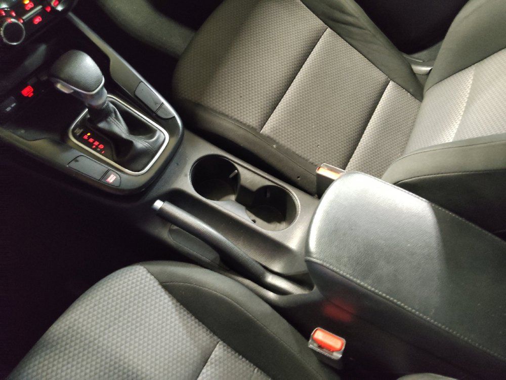 Used 2020 Kia Soul LX FWD image 26
