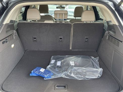 Used 2021 Lincoln Nautilus AWD w/ Equipment Group 101A image 30