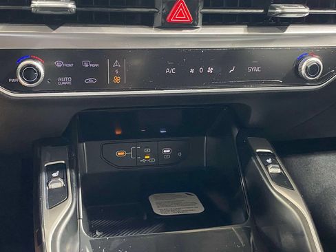 New 2026 Kia Sorento S FWD image 32