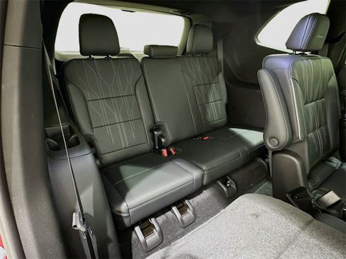 New 2026 Buick Enclave Avenir w/ Super Cruise Package image 29