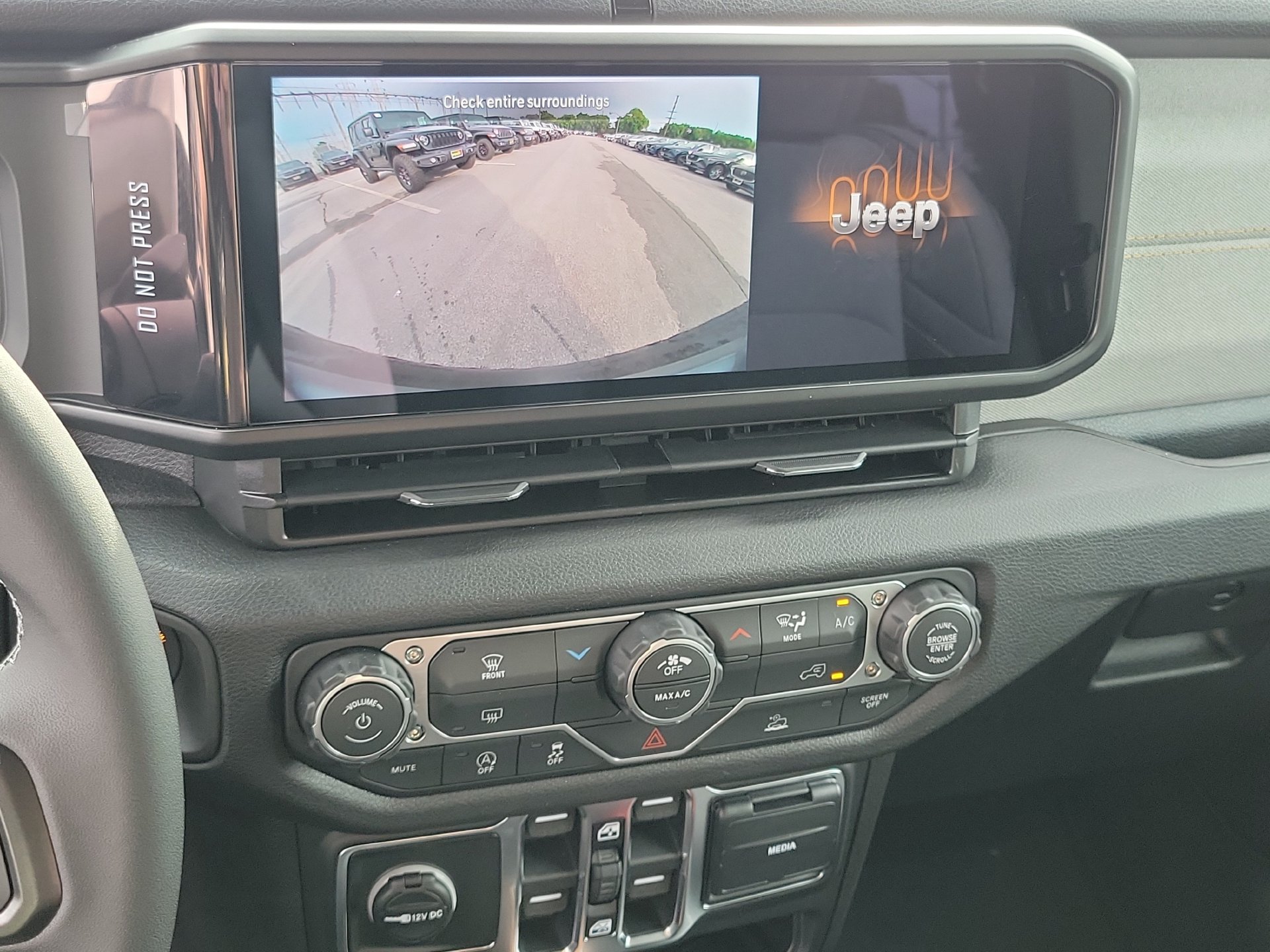 New 2026 Jeep Wrangler Unlimited Sport AWD/4WD image 9