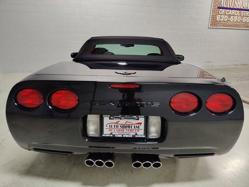 Used 2001 Chevrolet Corvette Convertible w/ Preferred Equipment Group2 RWD image 10