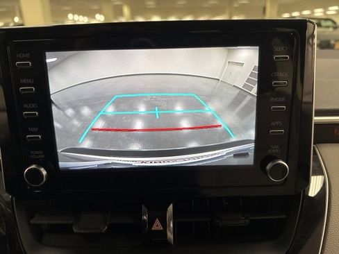 Used 2020 Toyota Corolla LE image 28