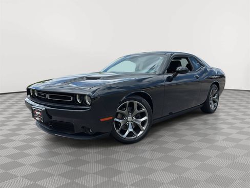 Used 2015 Dodge Challenger SXT Plus w/ Premium Sound Group RWD image 1