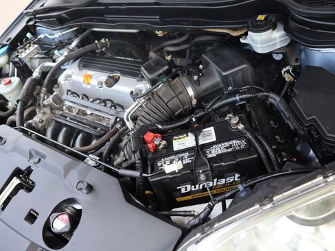 Used 2011 Honda CR-V LX image 43