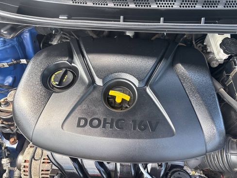Used 2016 Hyundai Elantra Value Edition FWD image 19