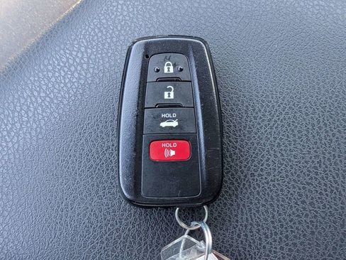 Used 2024 Toyota Camry SE w/ Convenience Package FWD image 29