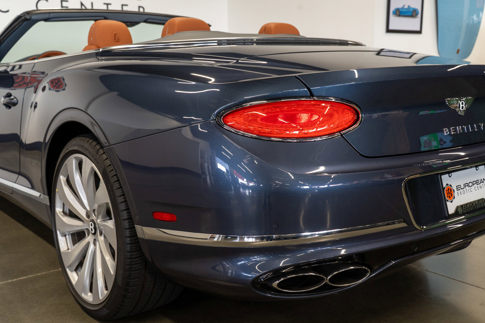 Used 2024 Bentley Continental GT V8 AWD/4WD image 31