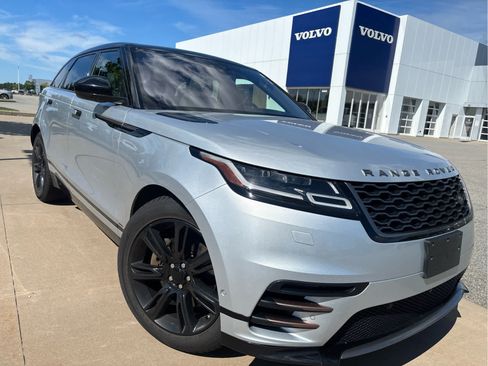 Used 2018 Land Rover Range Rover Velar R-Dynamic SE AWD/4WD image 3
