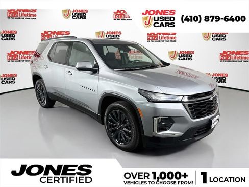 Used 2023 Chevrolet Traverse RS AWD/4WD image 1