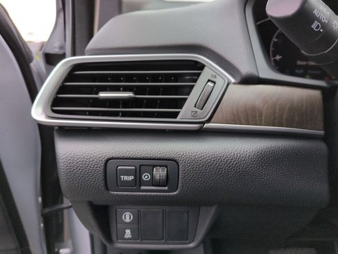 Used 2019 Honda Accord EX image 17