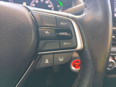 Used 2022 Honda Accord Sport image 10