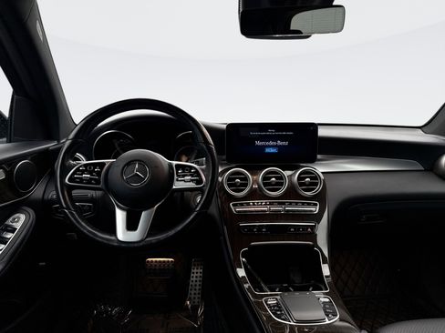 Used 2022 Mercedes-Benz GLC 300 GLC 300 4WD image 12