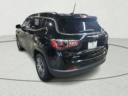 Used 2020 Jeep Compass Latitude AWD/4WD image 4