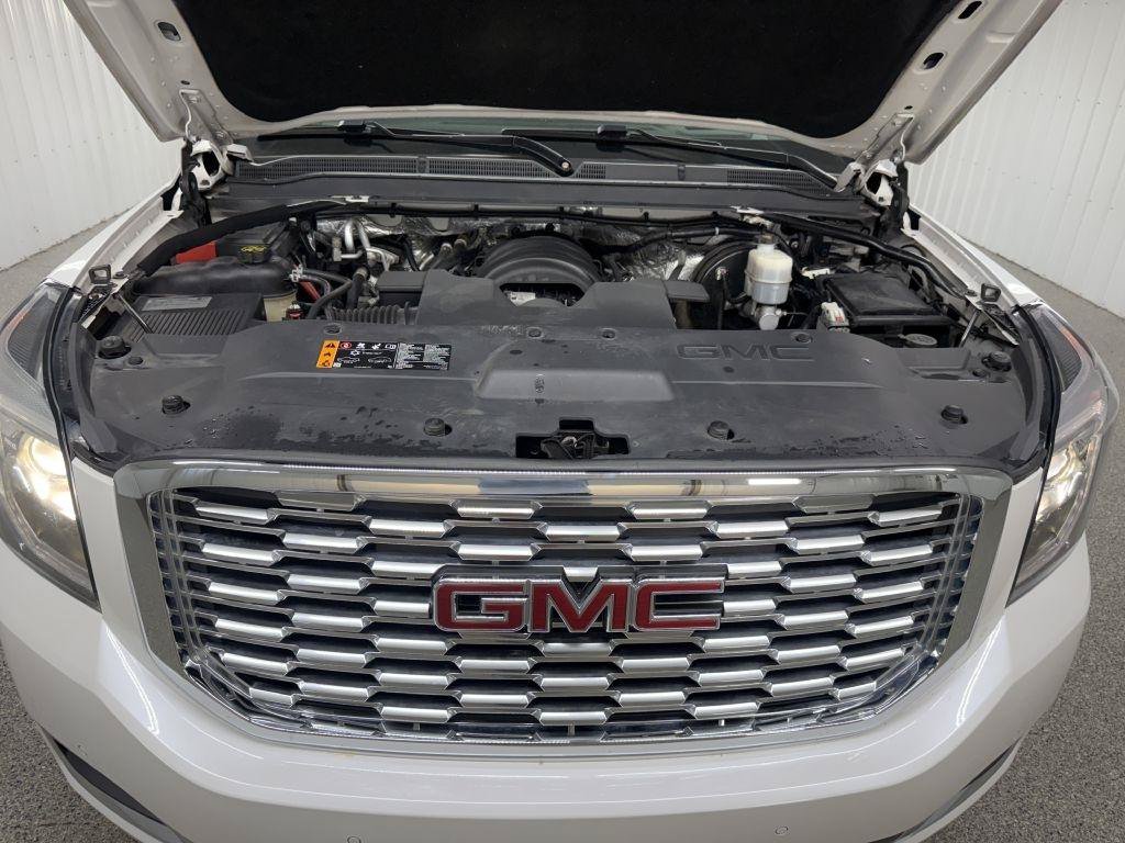 Used 2018 GMC Yukon XL Denali w/ Open Road Package AWD/4WD image 48