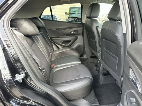 Used 2022 Buick Encore Preferred w/ Safety Package image 24