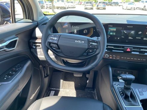 New 2026 Kia Sportage EX AWD/4WD image 13