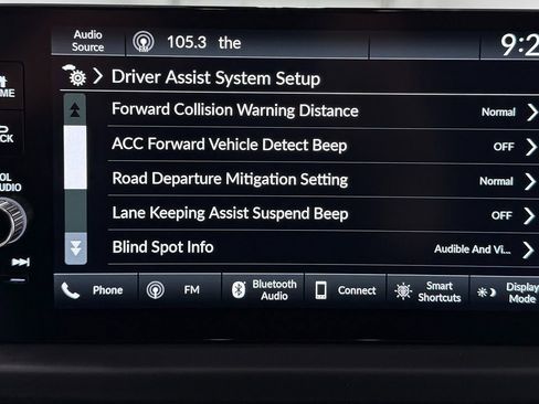 Used 2025 Honda Pilot TrailSport image 26