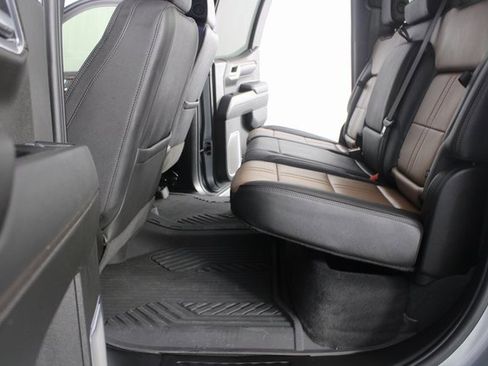 Used 2025 Chevrolet Silverado 1500 High Country w/ Technology Package image 21