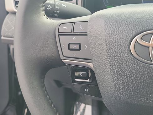 New 2026 Toyota Camry XLE image 19