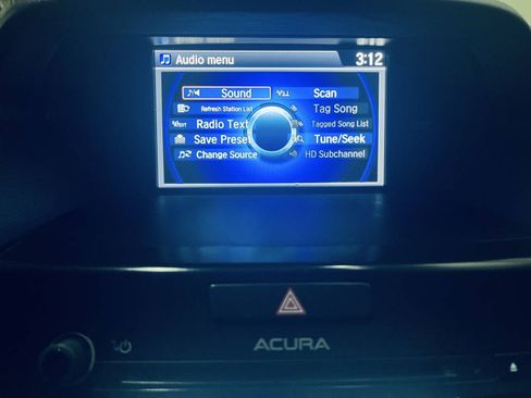 Used 2017 Acura ILX FWD image 37