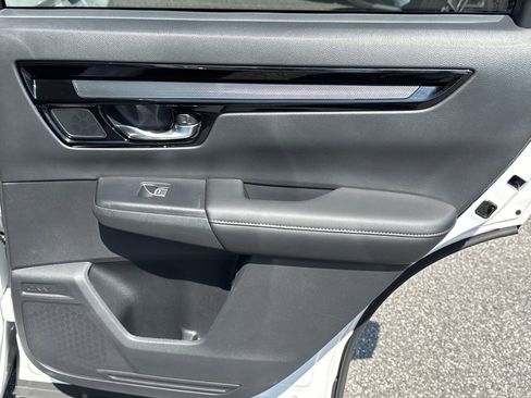 Used 2025 Honda CR-V EX-L image 11