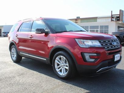 Used 2016 Ford Explorer XLT w/ Equipment Group 202A