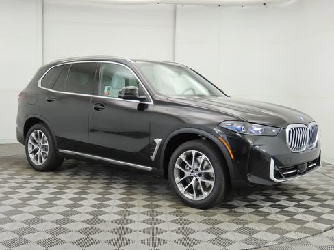 Certified 2025 BMW X5 sDrive40i image 4