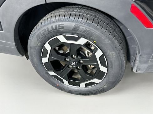 Used 2024 Hyundai Santa Fe SEL image 11