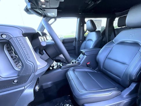 New 2026 Ford Bronco Outer Banks AWD/4WD image 9