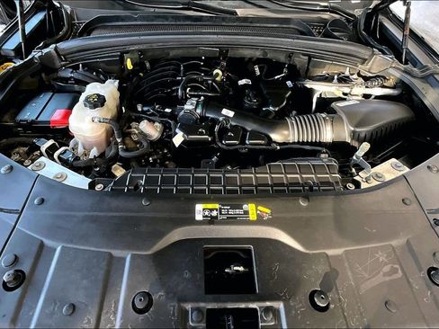 Used 2023 Jeep Grand Cherokee Laredo w/ Luxury Tech Group I image 11