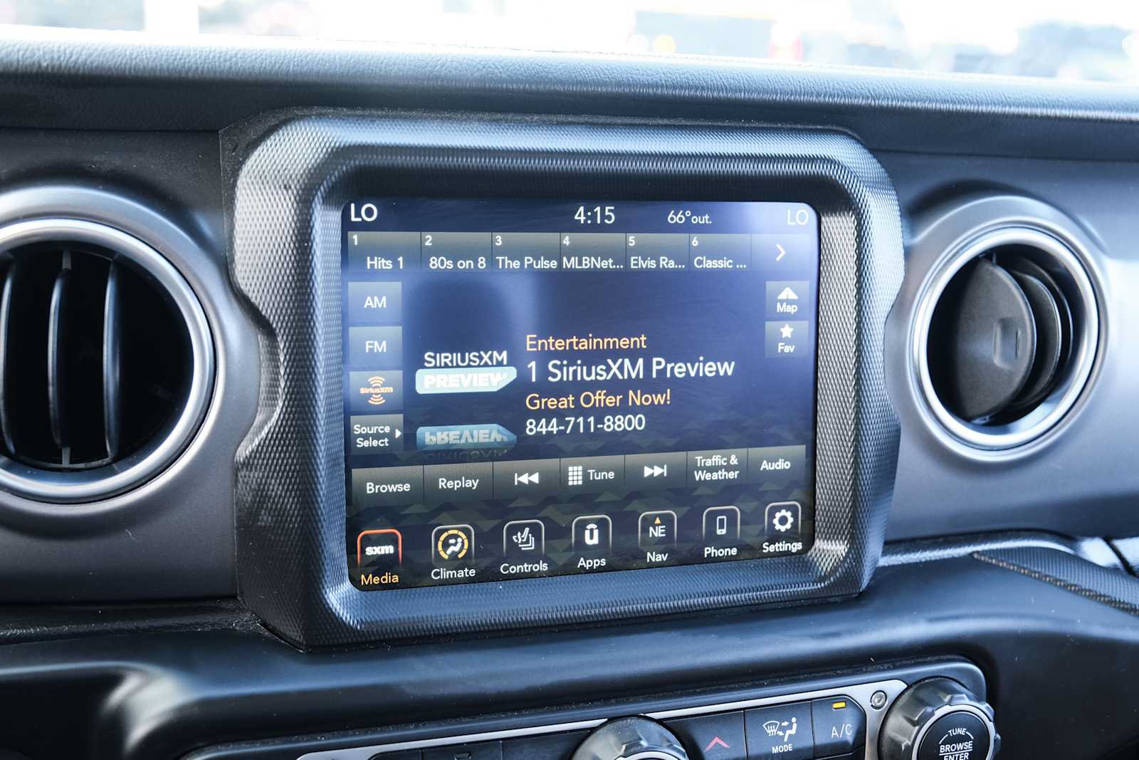 Used 2021 Jeep Gladiator Rubicon AWD/4WD image 44