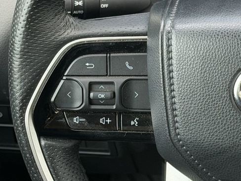 Used 2023 Toyota Tundra Limited AWD/4WD image 15